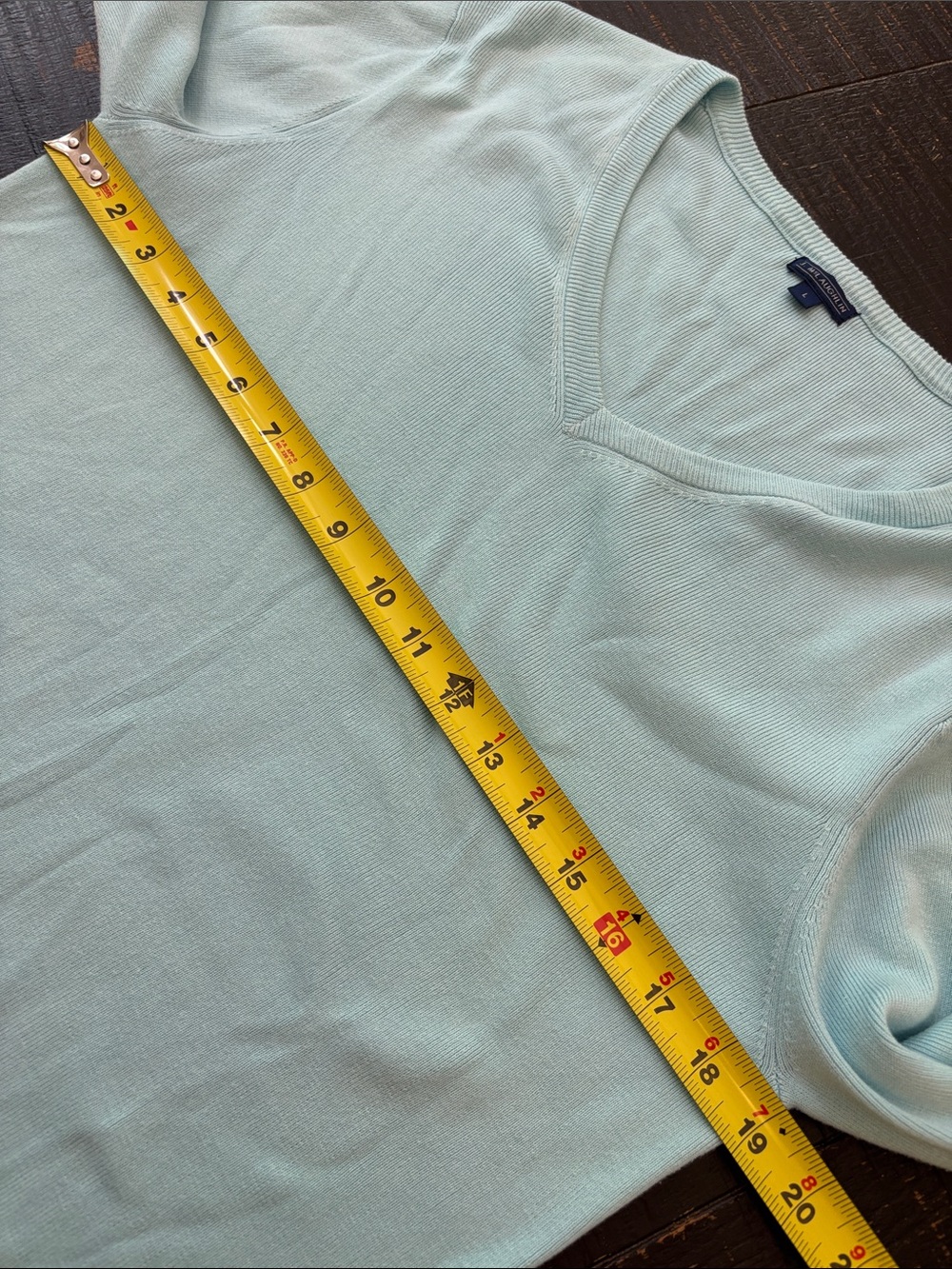 J. McLaughlin Sky Blue V-neck Pullover Sweater Cotton Blend w/ shell buttons L - Picture 8 of 9